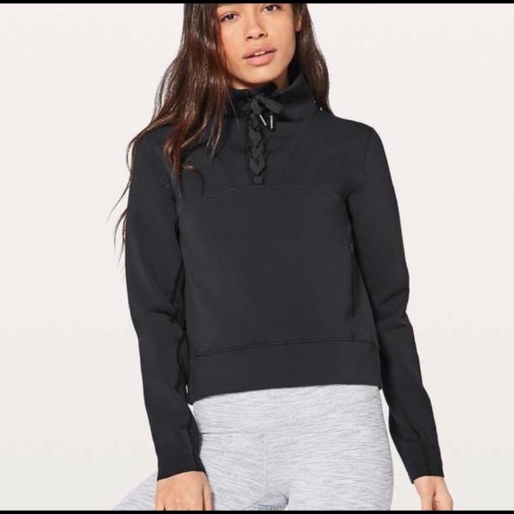 Tied to you spacer pullover